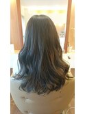 マットベージュ系のノーブルカラー