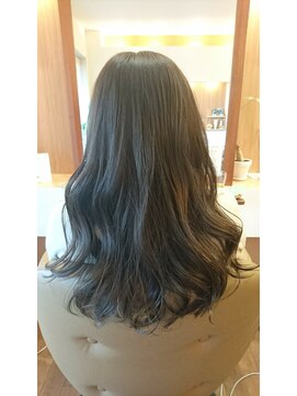 カームヘアー(Calm hair) マットベージュ系のノーブルカラー