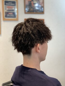 ブルートバーバーショップ(BLUET Barber Shop) ツイストパーマスタイル