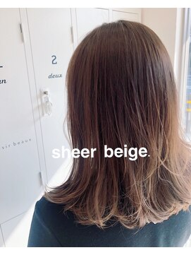 デジーヴュー(desir beaux) sheer beige