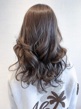 フォーカス 南流山店(FOCUS) グレージュ×巻き髪