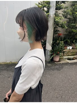 アソビ 表参道(ASOBI) ぱつっとボブ インナーカラー ライムグリーン