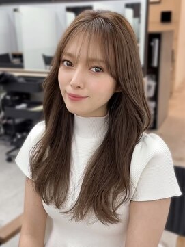 フォンズ(FONS) RIKA大人カワイイ王道レイヤースタイル