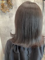 ビスポーク(BESPOKE)&nbsp;20代30代40代ピンクグレージュナチュラルボブ切りっぱなし