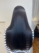 ユイバイラドンナ(Huit by LADONNA) 髪質改善トリートメント/黒髪/ツヤ髪/韓国/学割U24