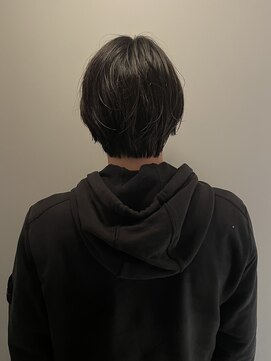 テテ ニコ(tete nico) 【ニラサキユウマ】メンズボブ/パーマ/ミディアム/透明感カラー