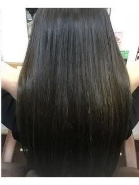 モア(more) 艶髪ストレート髪質改善トリートメント