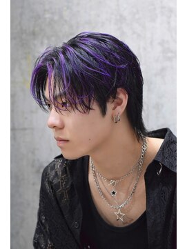メンズオルズ 渋谷(MEN'S ALLZ) パープルハイライトカラーセンターパートウルフフェザーパーマ