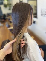 フリーダムクルール 総社駅前店(freedom couleur) インナーカラー/ミルクティーベージュ/ブリーチ/トリートメント