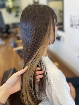 フリーダムクルール 総社駅前店(freedom couleur) インナーカラー/ミルクティーベージュ/ブリーチ/トリートメント