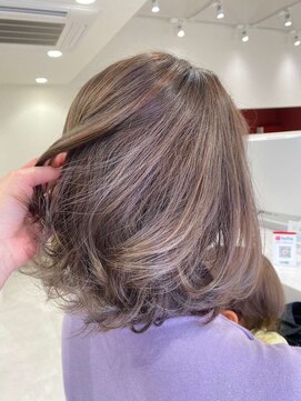 サボ(sabo) 韓国ヘア/顔まわり/韓国レイヤー/前髪カット/小顔/韓国風