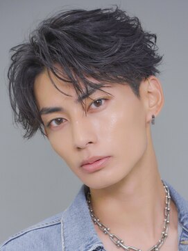 リップスヘアー 銀座(LIPPS hair) フェザーショートセンターパート