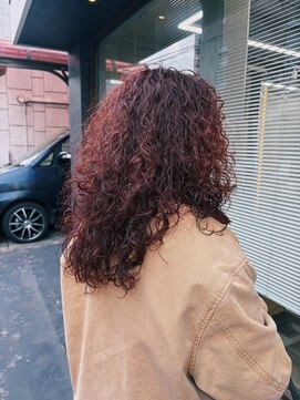 トオ(TOH) オレンジくるくるパーマハードパーマカーリーヘアレイヤーパーマ