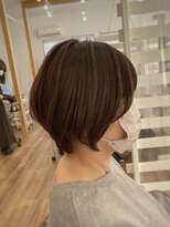 コモレビ(komorebi) 【山本智文】大人女性ショートカット