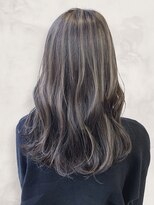 ヘアースタジオ アール(Hair Studio R)&nbsp;上品グレージュハイライト白髪染め×ウェーブロング夏カラー