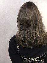 ラウレア(Laule'a)&nbsp;外国人風フォギーグレージュグラデーション ラウレア新福島