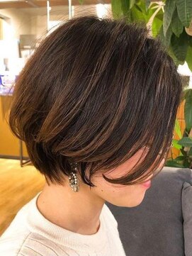 レロヘアー(lero hair) 前下がりショートボブ