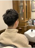 ツーブロックスタイル+アイロンパーマ
