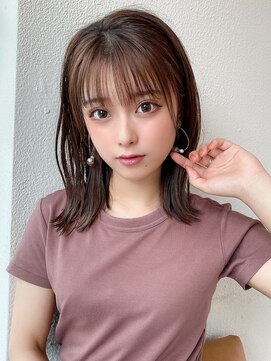 アフロート ディル(AFLOAT D'L) 小顔外ハネミディアムひし形シルエットくびれミディ