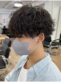 波巻きスパイラルツイストスパイラルパーマ無造作センターパート