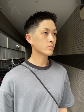 ウェルネス(Wellness) ハイライト波巻きマッシュアップバング束感ショート100