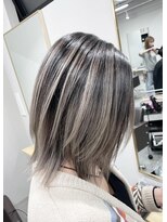 ユウル 横浜(juhl.)&nbsp;バレイヤージュ/ブリーチ/ケアブリーチ/ハイライト/ショート