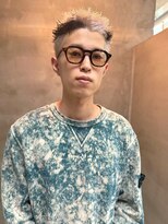 テトヘアー(teto hair) ホワイトブロンドローライトデザインカラースパイキーショート