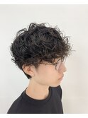 メンズウェーブヘアパーマアッシュブラックスタイル