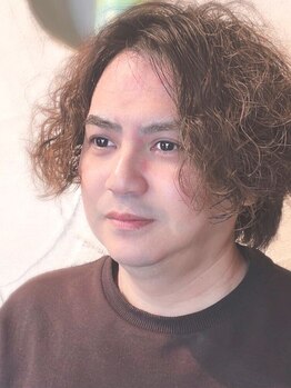 ケートゥフレーム(K TWO FRAME)の写真/一人一人に寄り添う丁寧な施術が◎同じ担当スタイリストに任せられるので、通いやすく行きつけのサロンに♪