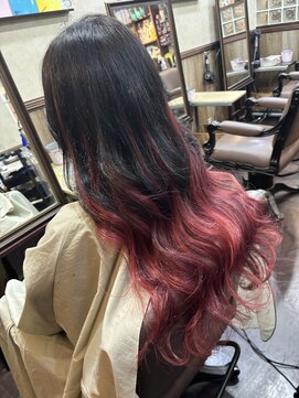 ディー エメ(D-aimer-) 黒→赤の２トーンエクステ