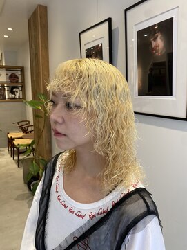 シアン 矢場町店(CYAN.) ブリーチパーマ