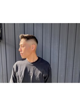 パパ世代にも人気！仕事でもプライベートでもキマるスタイルをご提供します！清潔感◎の好印象ヘアに。