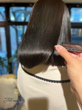 ジル アンク(Jill ankh) 《姫路　Jillankh》オリーブアッシュ　髪質改善カラー　赤み消し