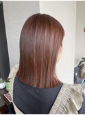 ぱつっとミディアムボブ