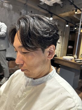 メンズココ 日本橋店(MENS COCO) 大人かっこいい毛流れセンターパート刈り上げ