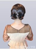 【お呼ばれヘアメ】ツインお団子 