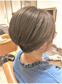 刈り上げショートボブ　シャイニー