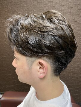 バーバーバー 都賀(BARBER-BAR) ツーブロ×バックスタイル
