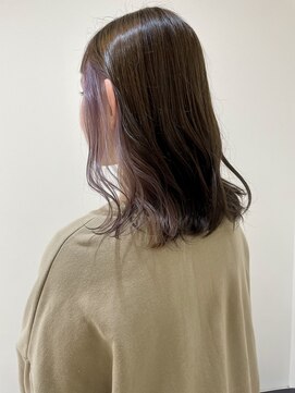 ヒビカ(HIBIKA) 耳元ちらりパープルインナーカラー