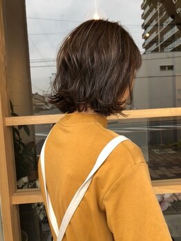 ナイン(NiNe.)の写真/『グレイカラーをポジティブに!!』をモットーにデザインを提案致します☆