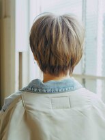 フローラビューティーヘアー(Flora Beauty Hair)&nbsp;ハイトーンショートボブ/20代/30代/40代/50代/岡山/表町