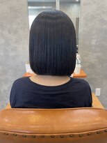 シャワー(shower.)&nbsp;その場限りではない、本当の髪質改善（ミディアム編）