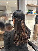 三つ編みハーフアップ