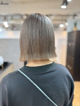 メリー オオサカ(Merly Osaka) white ash