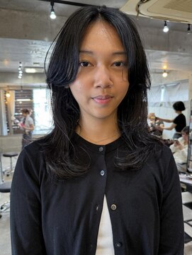 ナループロア ルームー(Nalu pu loa ROOMOO) 海外風レイヤーカット/レイヤーカット/バタフライカット