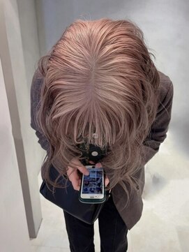 ペレ 梅田(PELE) ミディアムヘア/デザインカラー/フェイスフレーミング/梅田