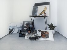 静けさの中に、アートとカルチャーが息づく場所