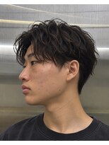 ノーマ(no-ma)&nbsp;【センターパート】直毛・毛流れが出にくい方に