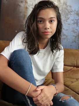 メロウ(MELLOW) 重ため切りっぱなし風レイヤーボブ/10代20代30代40代