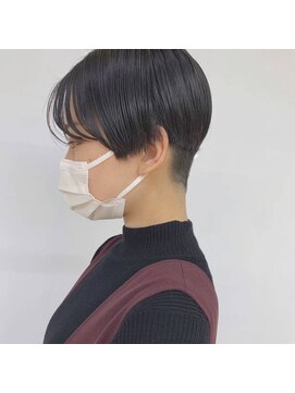 クオリス 上福岡店(QUALIS) ショート/刈上げ/黒髪/20代30代/小顔/ベリーショート/刈上げ女子